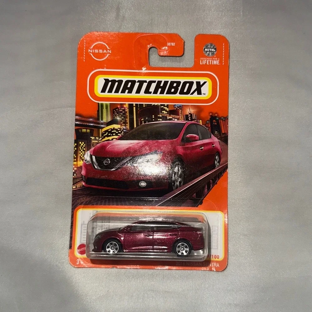 Matchbox‎ 2016 Nissan Sentra Red 9/100 MBX Road Trip Diecast Car 1:64 Scale New